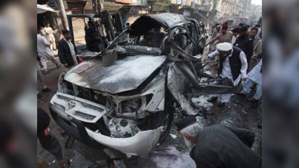 Pak police officer, 4 others dead in suicide bombing