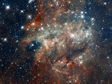 Astronomers detect for the first time a signal from stars emerging in the early universe Astronomers detect for the first time a signal from stars emerging in the early universe