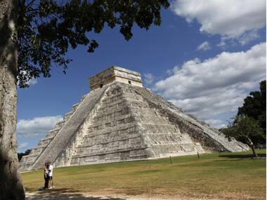 Did climate change contribute to decline of the Mayan civilisation?