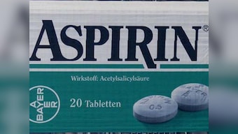 Is aspirin an effective way to prevent blood clots?