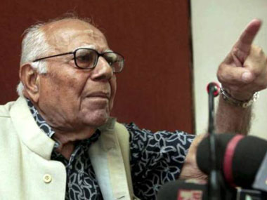 Jethmalani to go? Gets show cause notice from BJP Jethmalani to go? Gets show cause notice from BJP