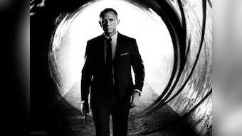 'Skyfall' bulldog now the hottest desk accessory