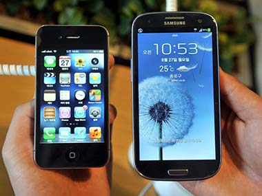 iPhone 5, Galaxy S III in the dock in latest Apple, Samsung war iPhone 5, Galaxy S III in the dock in latest Apple, Samsung war
