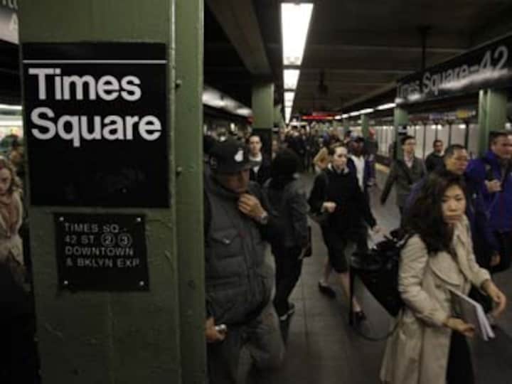 Two New York subway trains derail in Harlem, scaring passengers; 36 injured