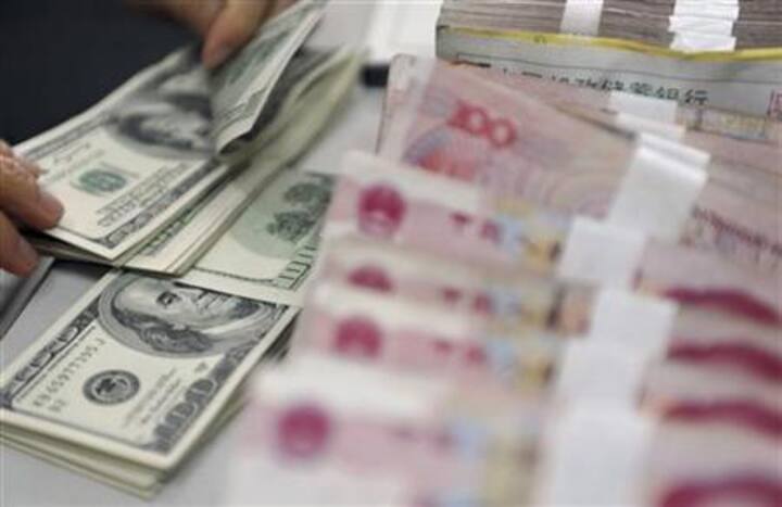 U.S. declines to name China currency manipulator