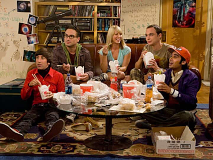 Viral Video: Sheldon Cooper dancing to 'Call me Maybe'? 