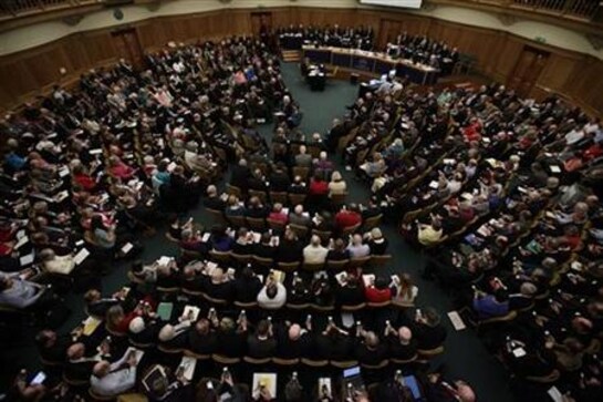 Church Of England Votes Against Women Bishops World News Firstpost