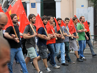 Greek lawmakers pass 2013 austerity budget Greek lawmakers pass 2013 austerity budget