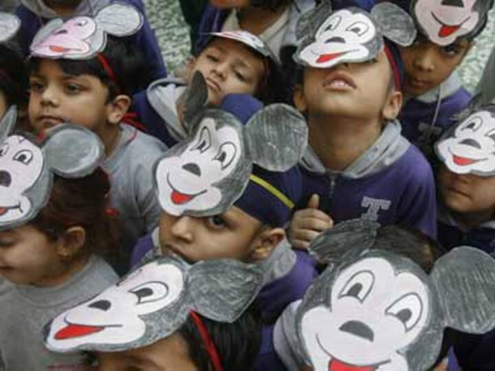 Children's Day Special: Timing pocket money right