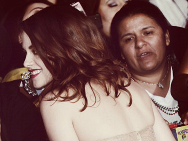 Kristen Stewart embarrassed by her father Kristen Stewart embarrassed by her father
