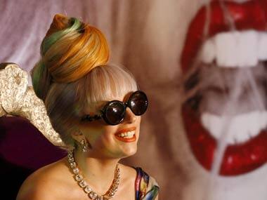 Gaga praises Lohan's performance in 'Liz & Dick'