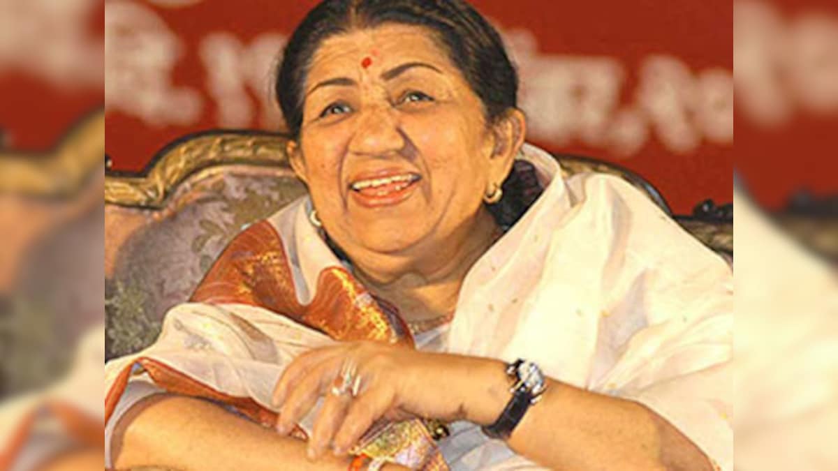 Lata Mangeshkar pledges to donate Rs 1 crore to Indian soldiers in wake of Pulwama terror attack