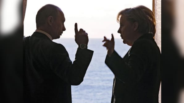 Angela Merkel to meet Vladimir Putin for renewed dialogue on Ukraine crisis
