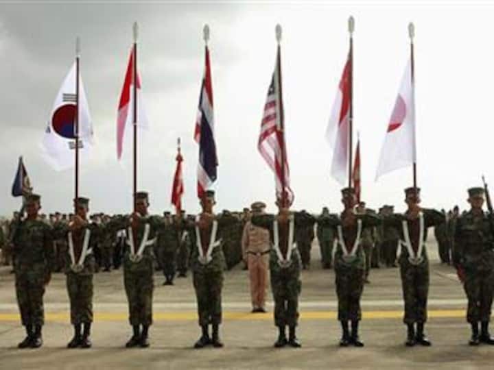 Myanmar cracks down on mine protest; dozens hurt Myanmar cracks down on mine protest; dozens hurt