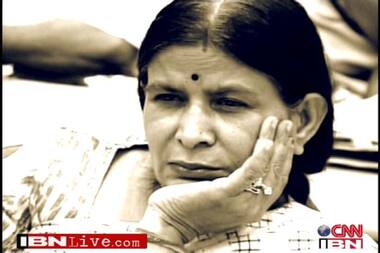 UP's ex-chief secretary gets 3-year jail for land irregularity case