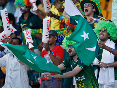 India likely to give special visas to Pakistan's cricket fans India likely to give special visas to Pakistan's cricket fans