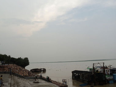 Why these Patna residents speak with a Scottish accent Why these Patna residents speak with a Scottish accent