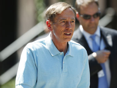 UK think tank reconsiders decision to award Petraeus UK think tank reconsiders decision to award Petraeus