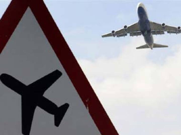 Scorpion stings passenger on Costa Rica flight Scorpion stings passenger on Costa Rica flight