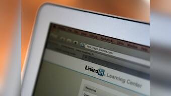 Should media regulations also include social media?