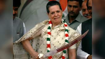 How Cong 'chamchagiri' made Sonia India's No 1 politician