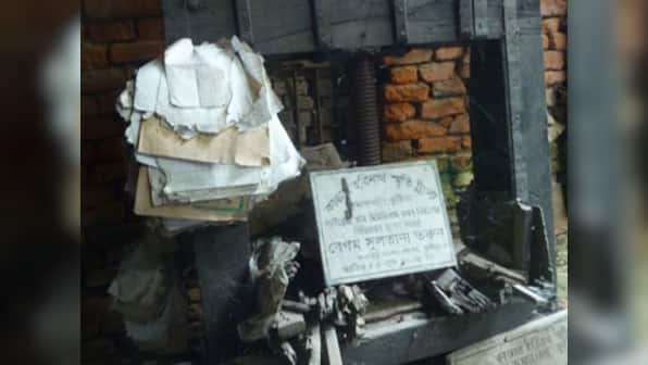 How Bangla matters more in Dhaka than in Kolkata