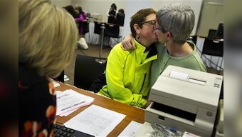 US Supreme Court takes up same-sex marriage for first time