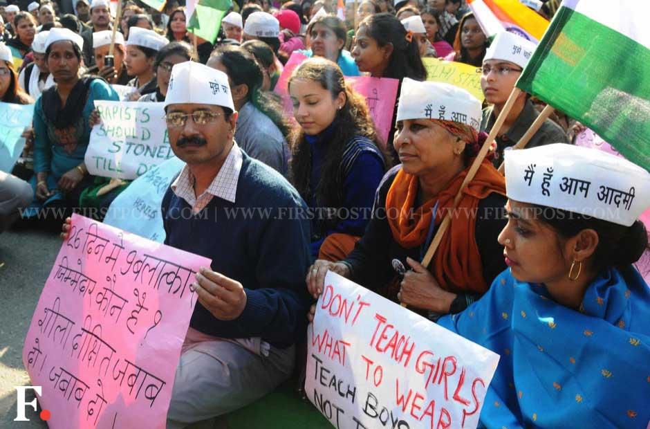 Arvind Kejriwal's Aam Aadmi Party held a protest in front of Congress chief Sonia Gandhi's residence demanding immediate hanging of the alleged rapists of a young girl. Naresh Sharma/Firstpost Arvind Kejriwal's Aam Aadmi Party held a protest in front of Congress chief Sonia Gandhi's residence demanding immediate hanging of the alleged rapists of a young girl. Naresh Sharma/Firstpost