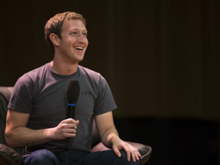 Facebook's Poke: That's Zuckerberg's voice you're hearing 