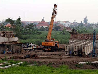 Union Cabinet clears Land Acquisition Bill Union Cabinet clears Land Acquisition Bill