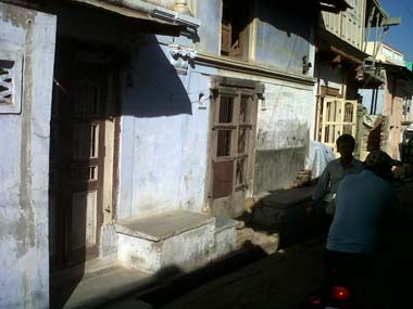 Modi's hometown prays for its hero to be PM Modi's hometown prays for its hero to be PM