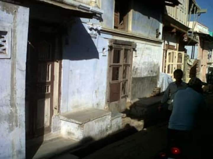 Modi's hometown prays for its hero to be PM Modi's hometown prays for its hero to be PM