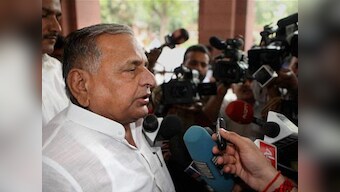 PM discusses SC/ST quota bill with Mulayam Singh Yadav
