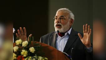 Lack of a face like Modi Cong's disadvantage in Gujarat?