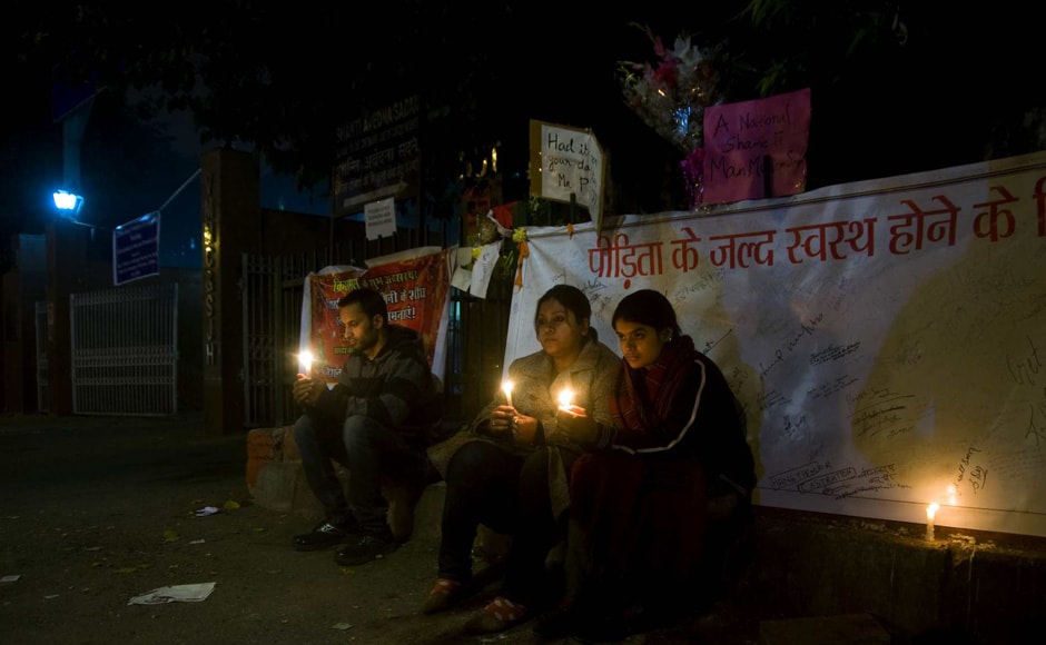 Protesters outside Safdarjung Hospital in Delhi. Naresh Sharma/Firstpost Protesters outside Safdarjung Hospital in Delhi. Naresh Sharma/Firstpost