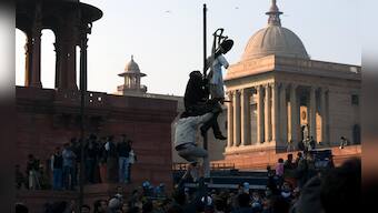 Images: Delhi anti-rape protesters brave teargas, water cannons