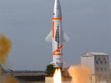 India successfully test fires nuclear capable missile Prithvi-II India successfully test fires nuclear capable missile Prithvi-II