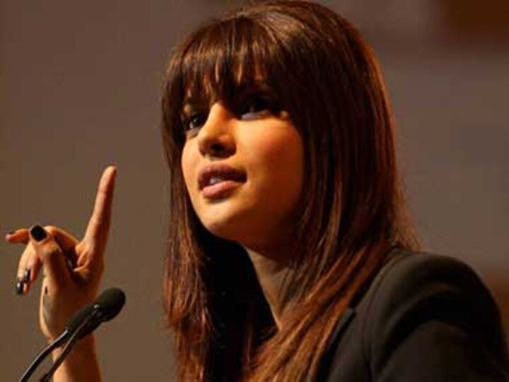 Marrakech fans treat Priyanka Chopra to 'barfi'!