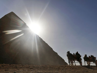 Egypt's tourism woes: New clashes make tourists skeptical Egypt's tourism woes: New clashes make tourists skeptical