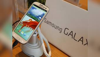 Samsung beats Apple in US mobile market for first time ever