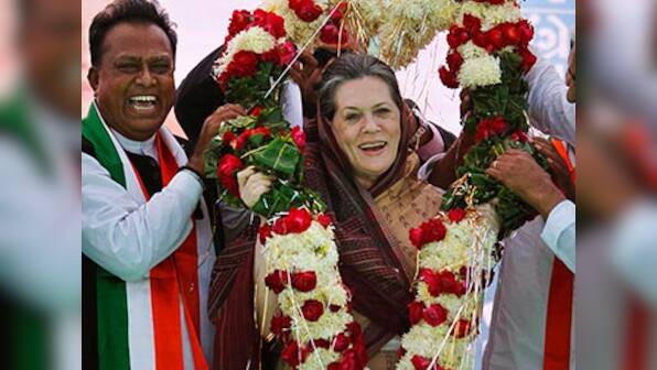 Modi govt doing 'hera-pheri' with funds from Centre, alleges Sonia