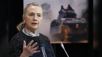 "Desperate" Assad could resort to chemical weapons - Clinton