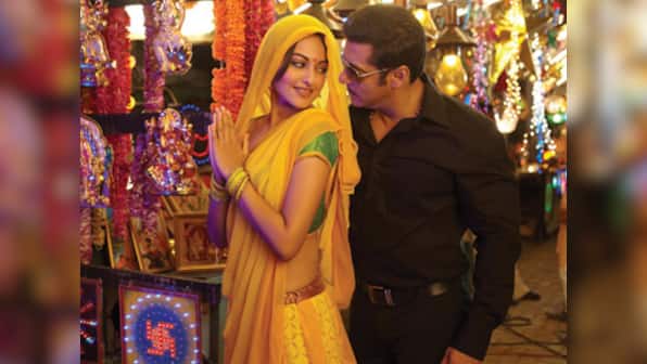 Salman criticizes me in positive way: Sonakshi Sinha