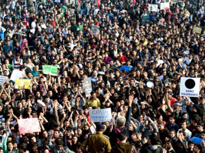 No leader, no mobiliser, no politics, just anger at Vijay Chowk