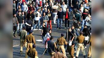 Police block Delhi roads; Putin-PM meeting rescheduled