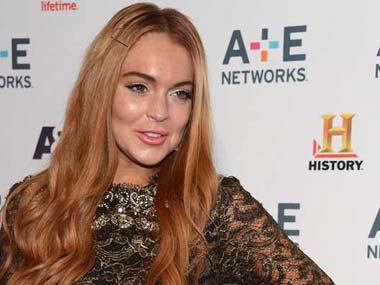 Lindsay Lohan on #MeToo movement: It makes women look weak when they are strong Lindsay Lohan on #MeToo movement: It makes women look weak when they are strong