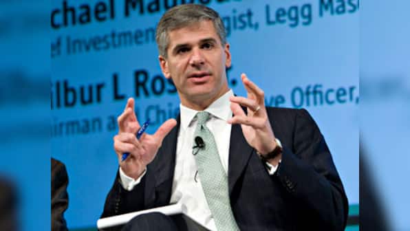 In short run, even Playboy bunnies can beat fund managers