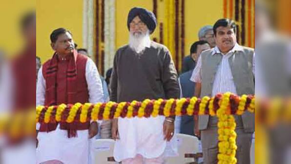  Modi's oath: Centre downplays political gathering