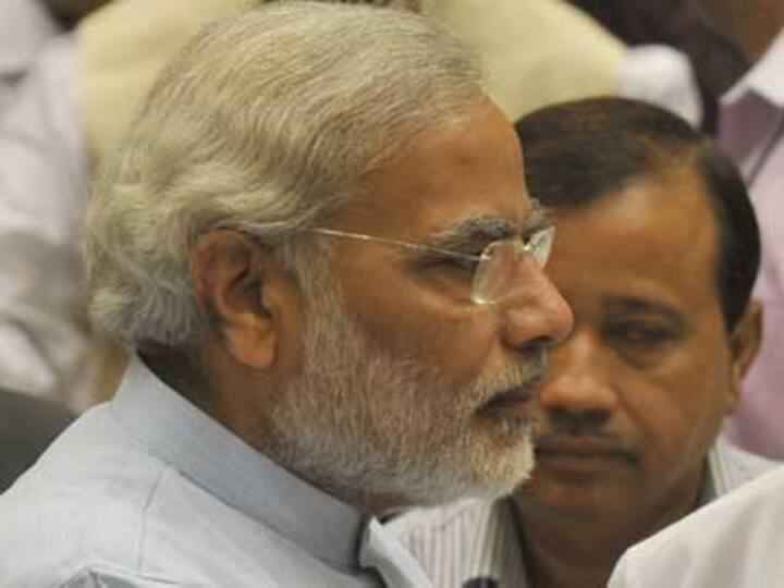 Gujarat polls: Modi takes on PM over minority card Gujarat polls: Modi takes on PM over minority card