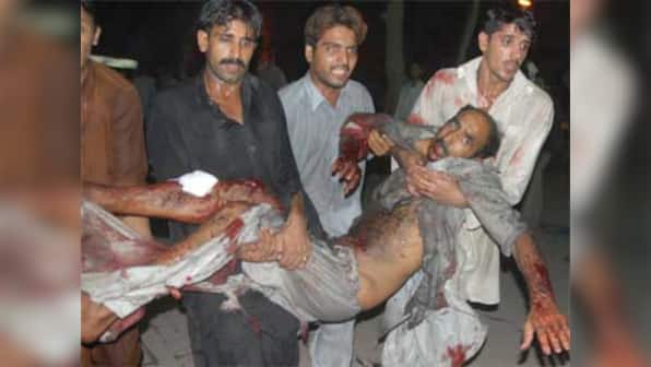 Blast in Pakistani market kills atleast 15 people